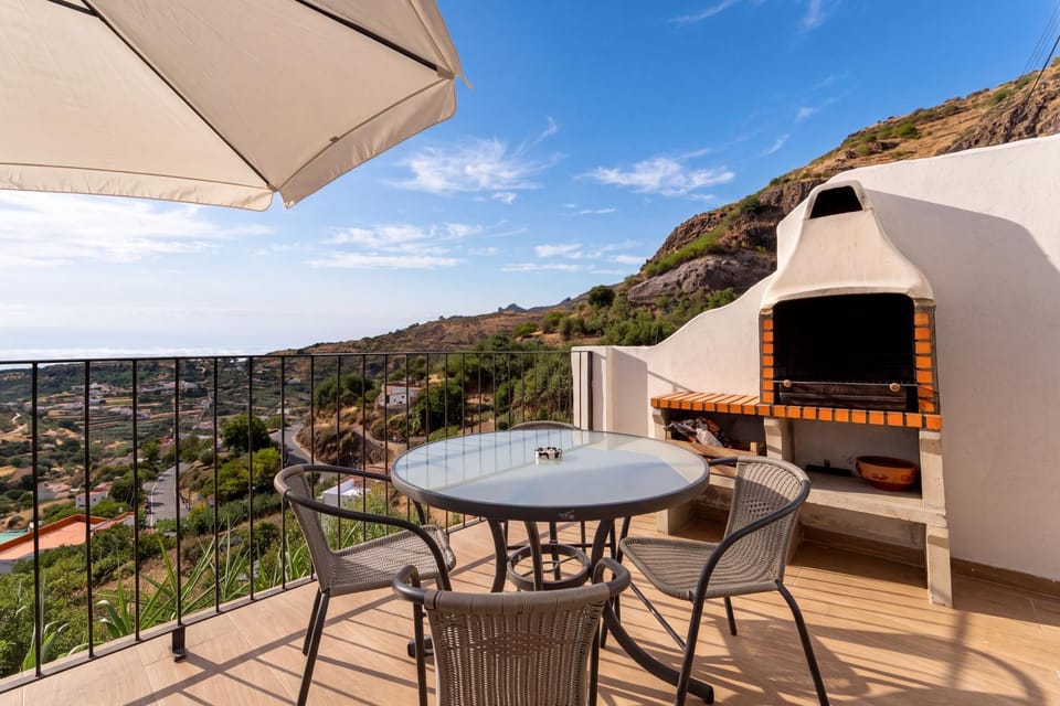 BBQ facilities, Balcony/Terrace, Dining area