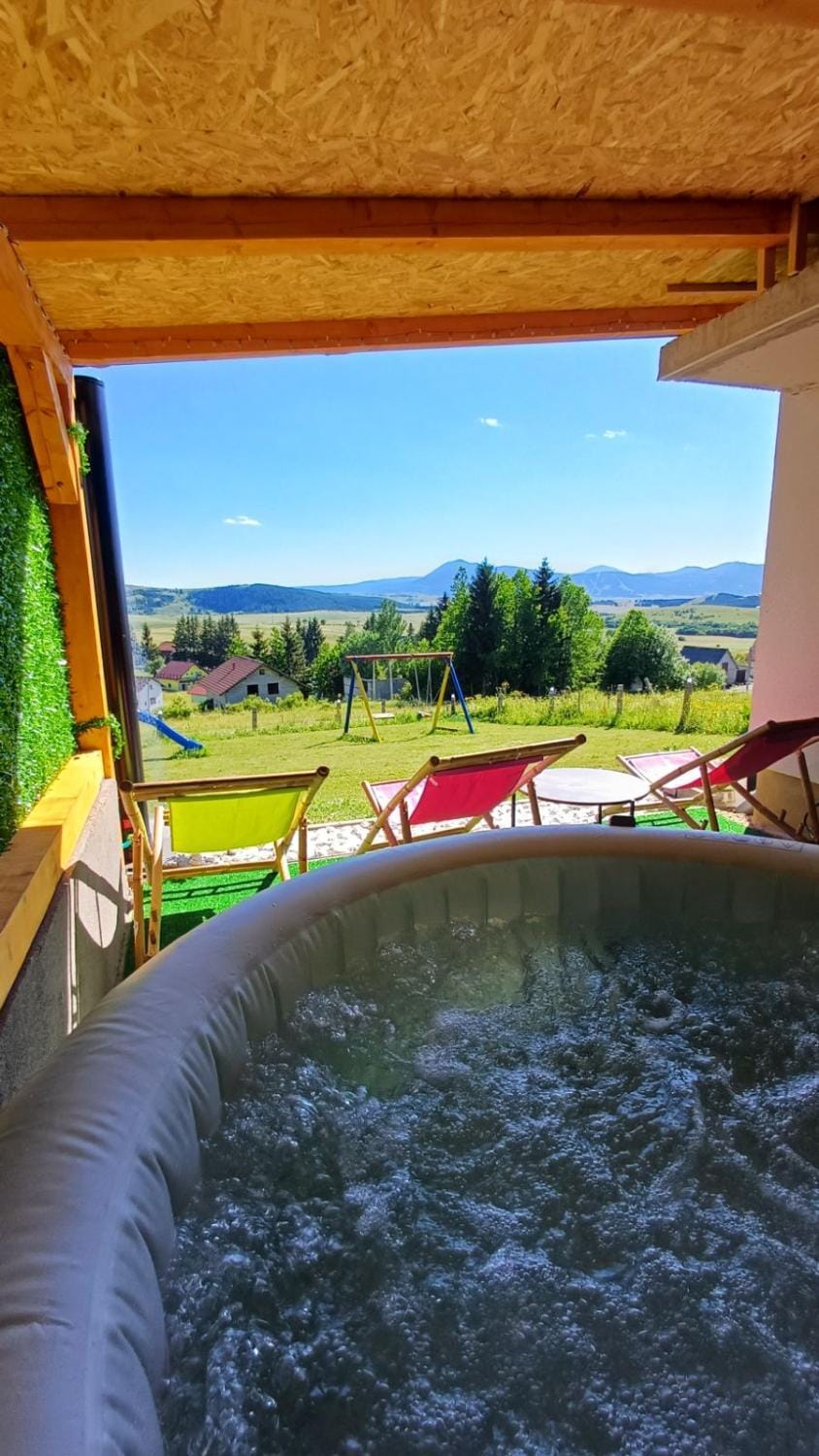 Kuća za odmor Kupreška Čarolija Chalet in Federation of Bosnia and Herzegovina