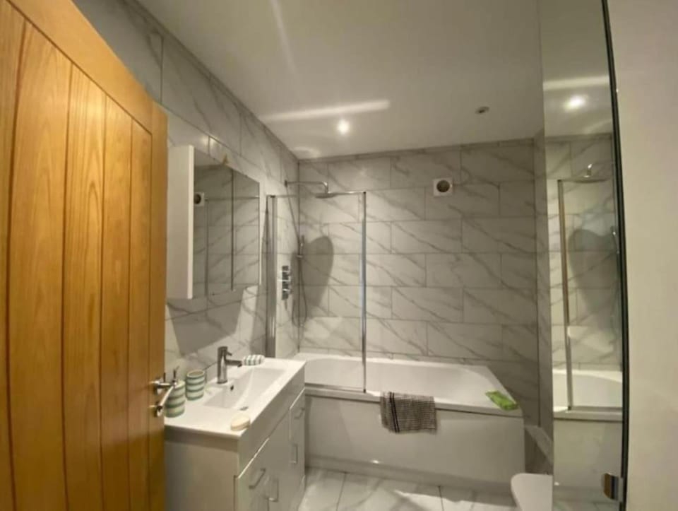 Shower, Bathroom, Bath