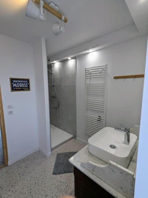 Le grenier du Rempart, appartement au coeur du village Apartment in Vosges