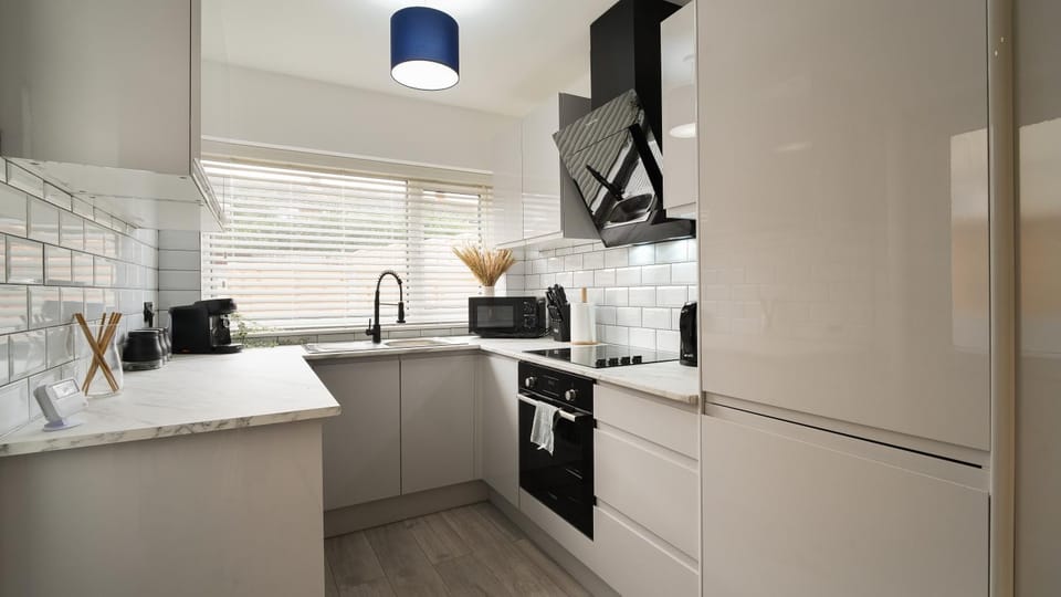 Modern Luxury Home - Pool Table - Sleeps 5 House in Bassetlaw District