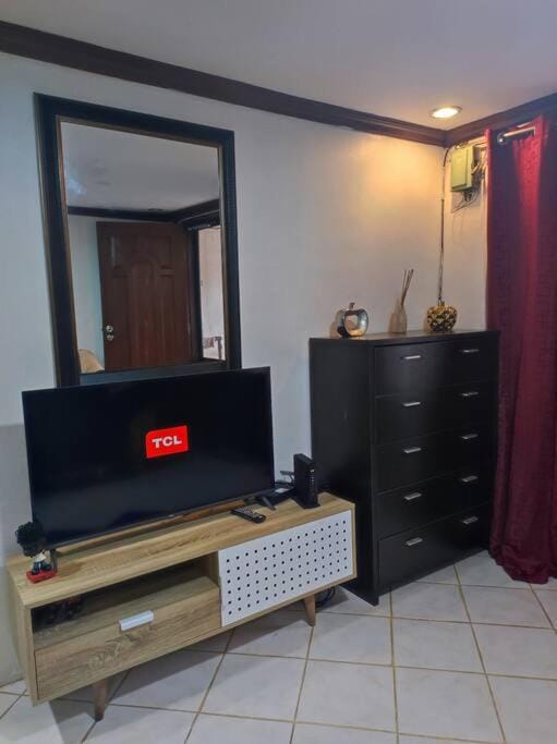 CheapEntireHouse Mel Place in Mandaue with Netflix for 5pax or more Apartment in Central Visayas