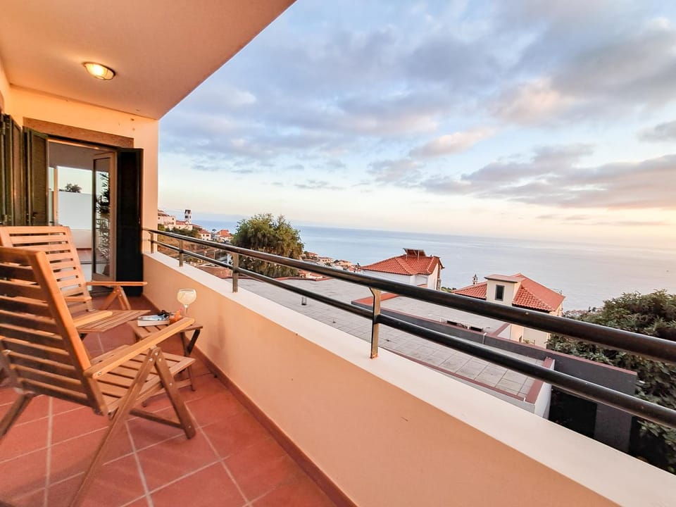Natural landscape, View (from property/room), Balcony/Terrace, Sea view