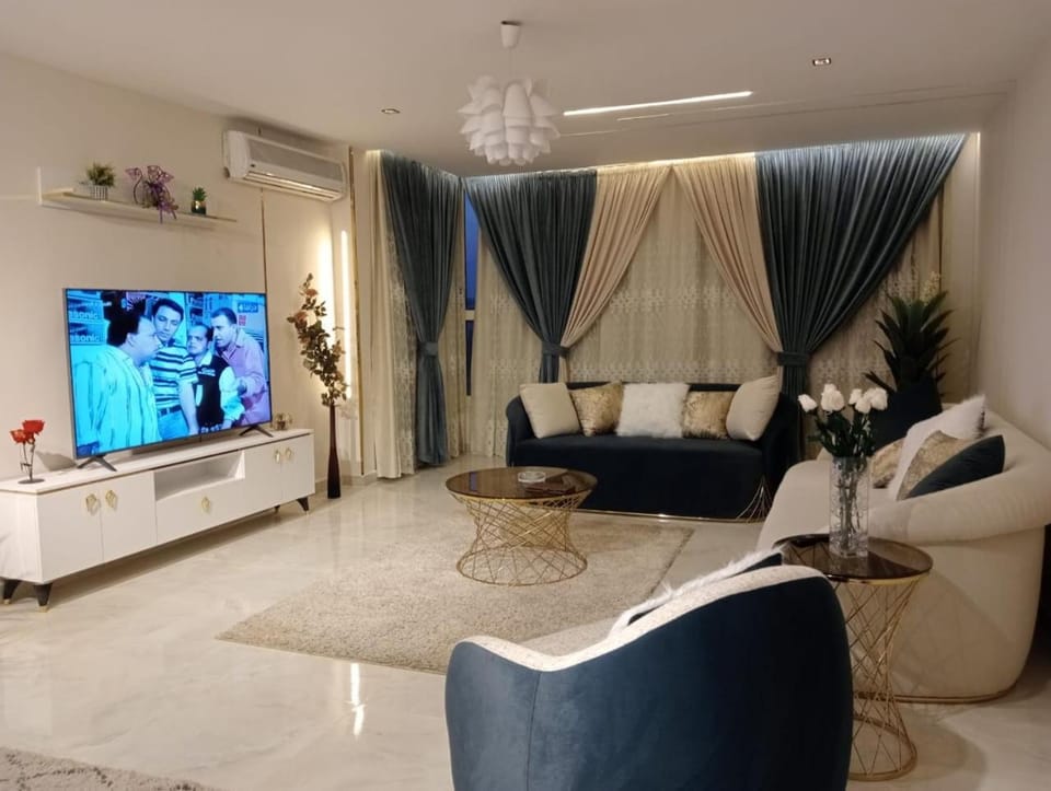 شقه فندقيه فاخره Apartment in Cairo Governorate