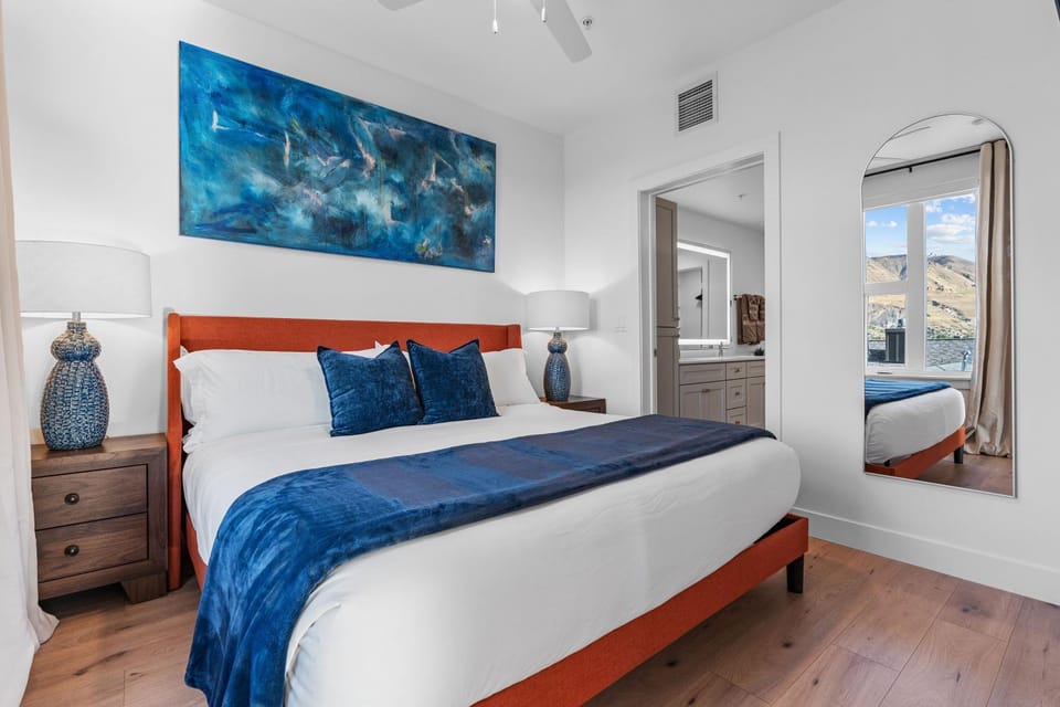 Superb NEW 2BR amazing amenities Apartment in Salt Lake City
