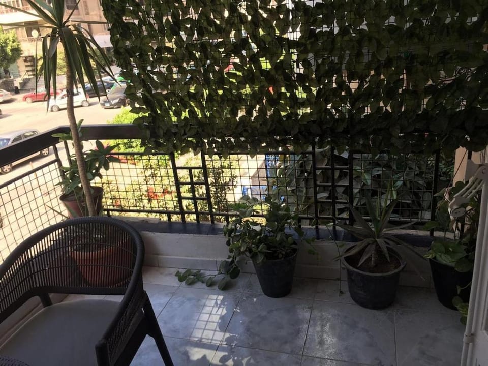 Cozy 2BR Apt Near WHO, Airport Apartment in Cairo Governorate