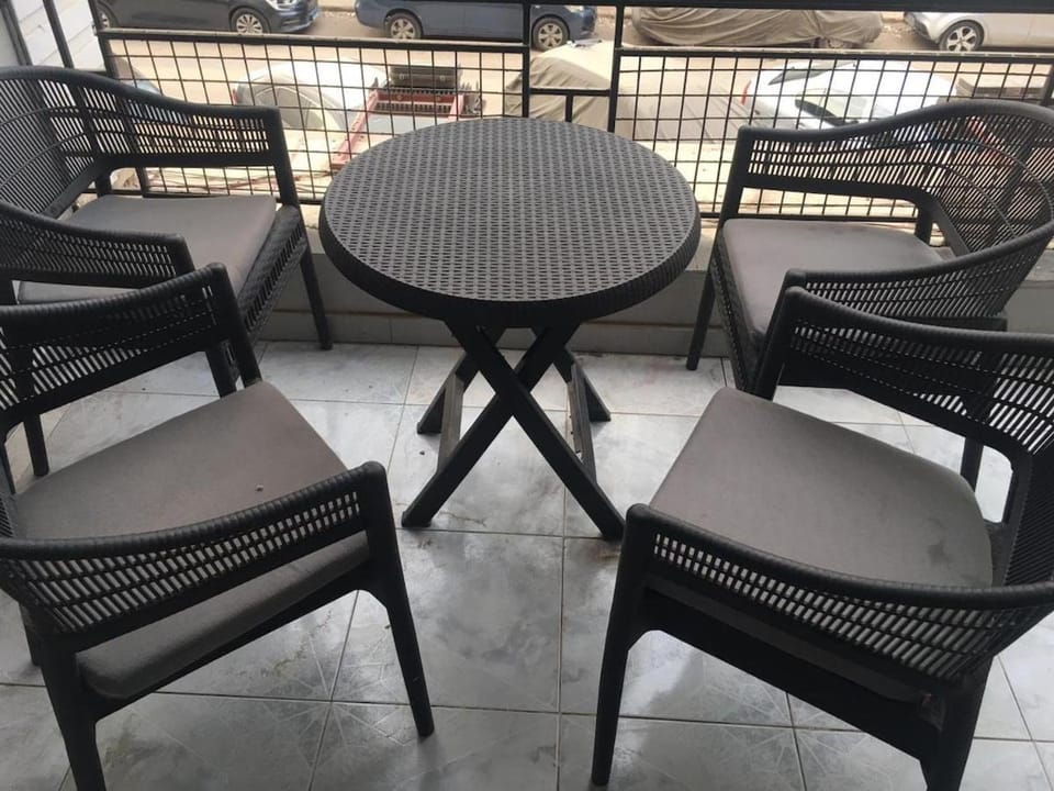 Cozy 2BR Apt Near WHO, Airport Apartment in Cairo Governorate