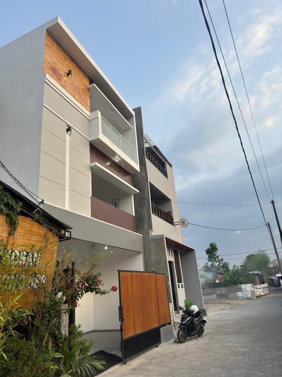 Day, Neighbourhood, Street view