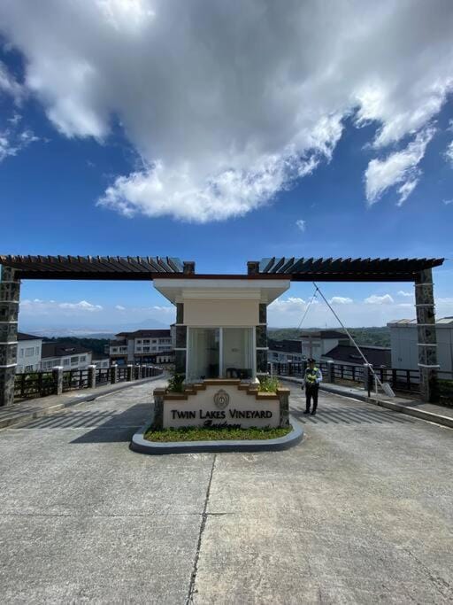 Twin Lakes Vineyard Residences Tagaytay Shiraz Building Apartment in Calabarzon