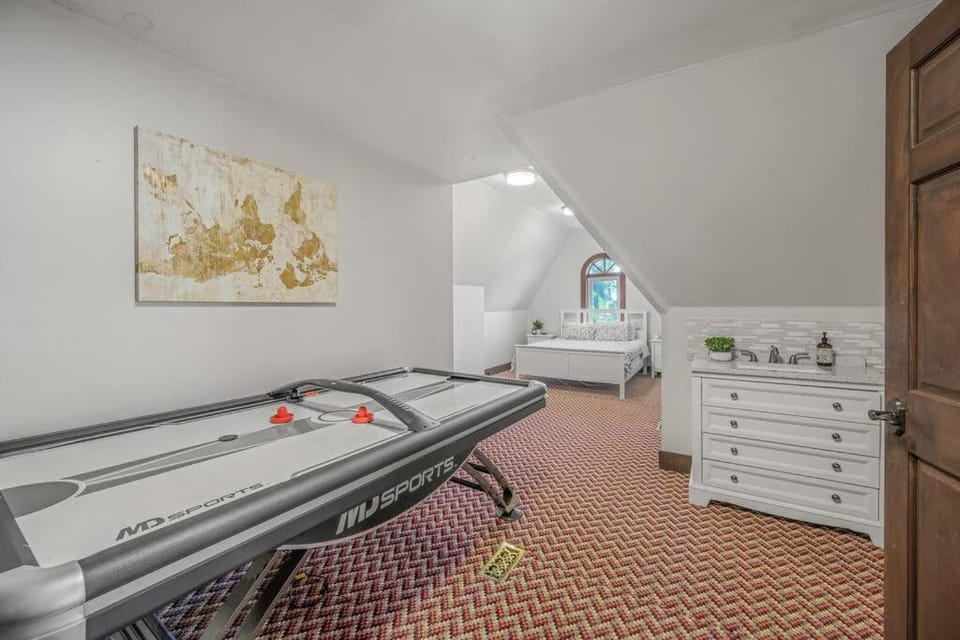 Castle Estate in SW Portland minutes from Downtown House in Portland