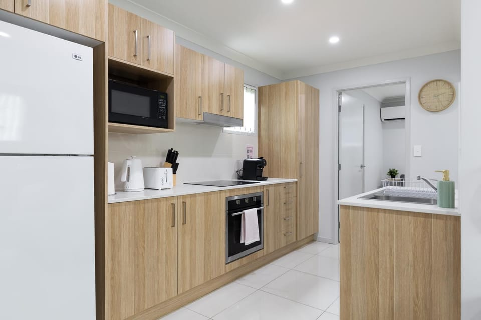 Kitchen or kitchenette, oven, stove