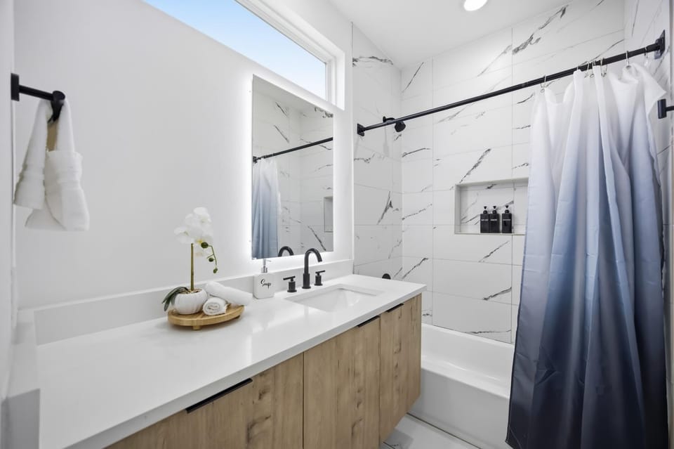 Boho-Mod Studio at East Downtown Apartment in Harris County