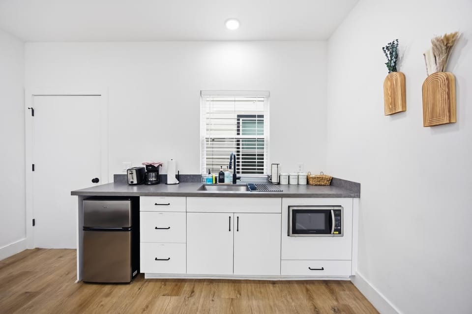Boho-Mod Studio at East Downtown Apartment in Harris County
