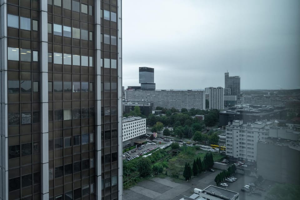 Neighbourhood, City view, Location