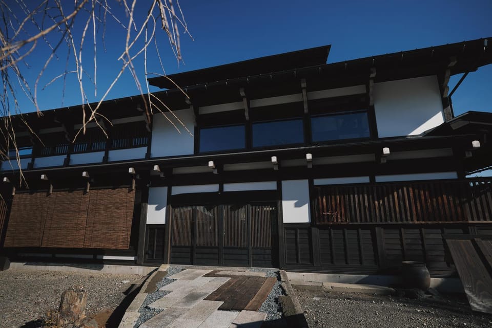 Property building, Day