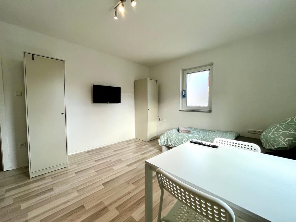 TV and multimedia, wardrobe