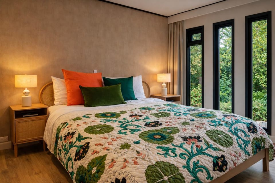 Bed, Bedroom