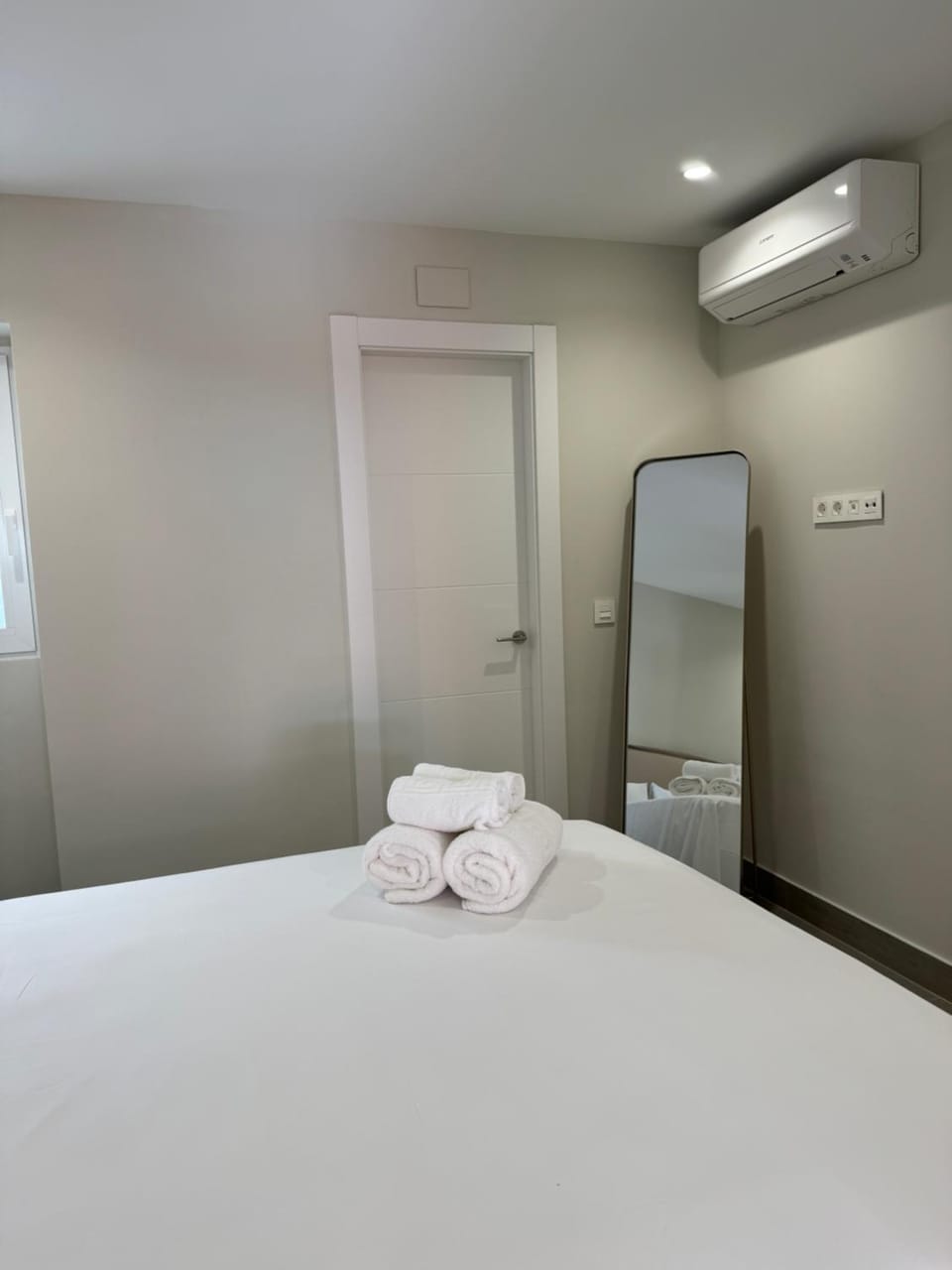 Bed, Photo of the whole room, Bedroom, towels, wardrobe, air conditioner