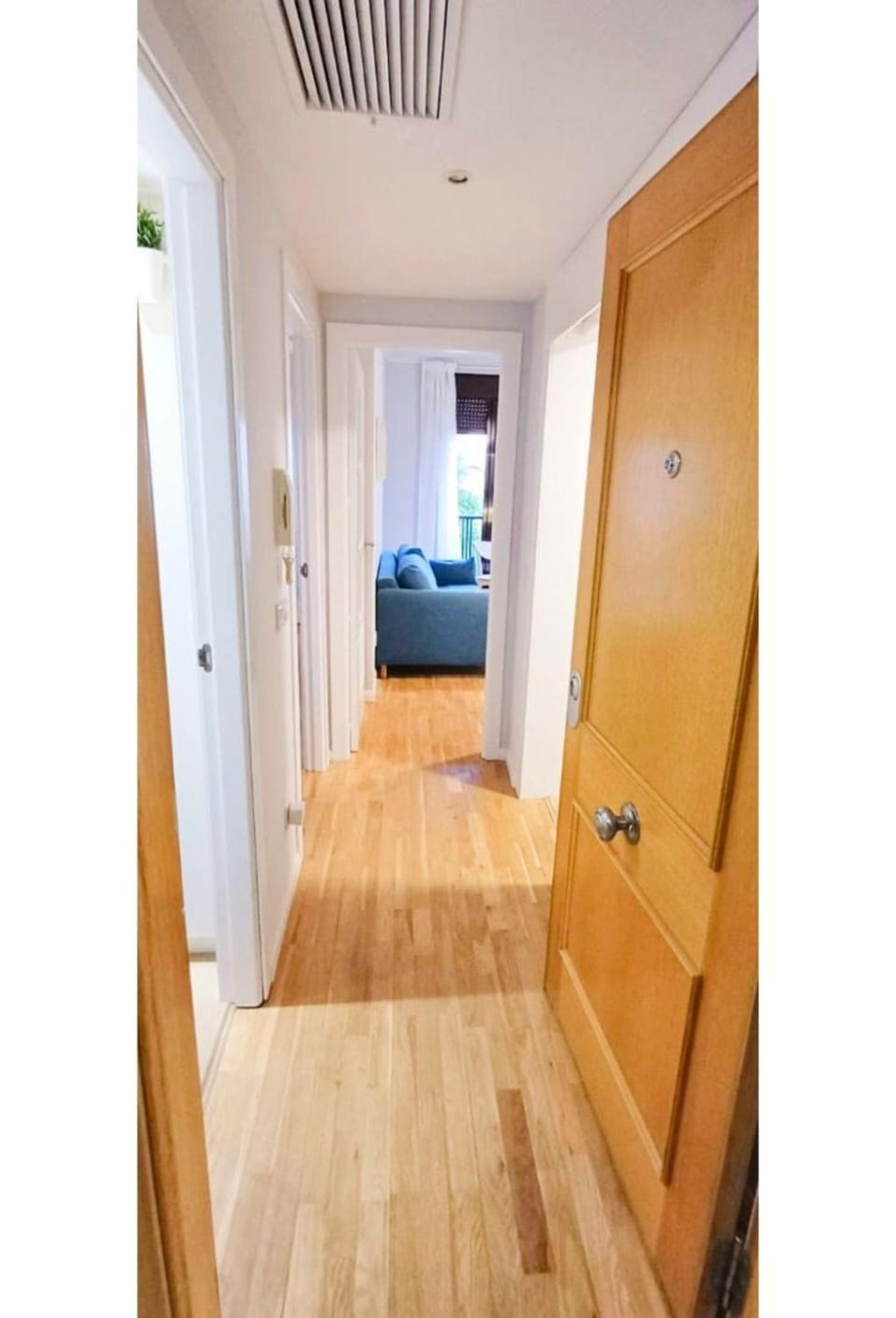 Airport Madrid Plenilunio Suites Green by beBalmy Apartment in Madrid