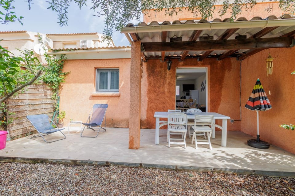 Property building, Patio
