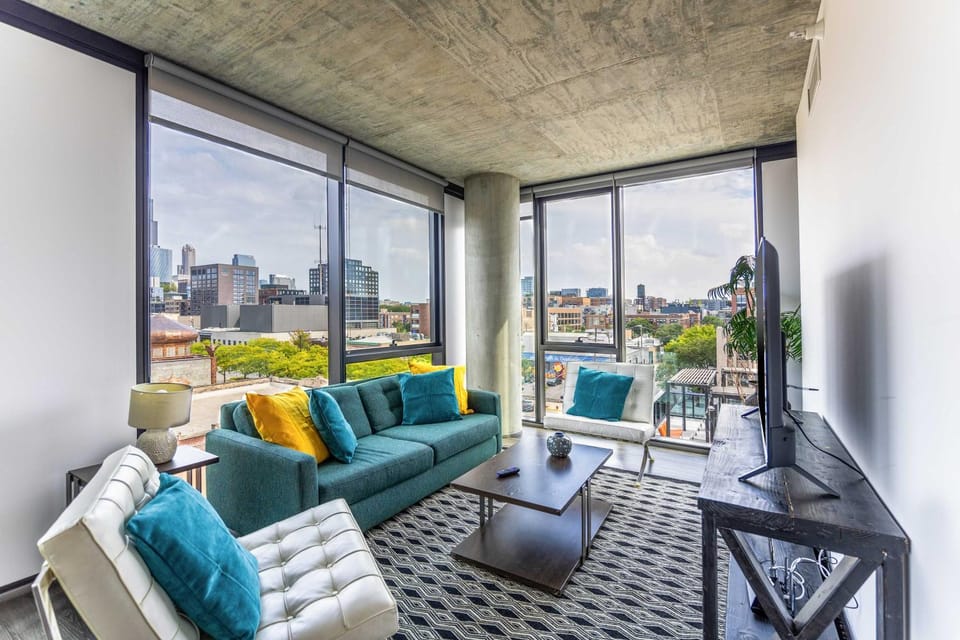 View (from property/room), Living room, Seating area