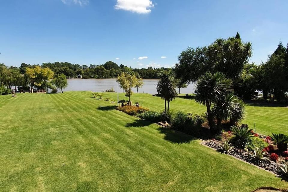 Day, Garden, Garden view, River view