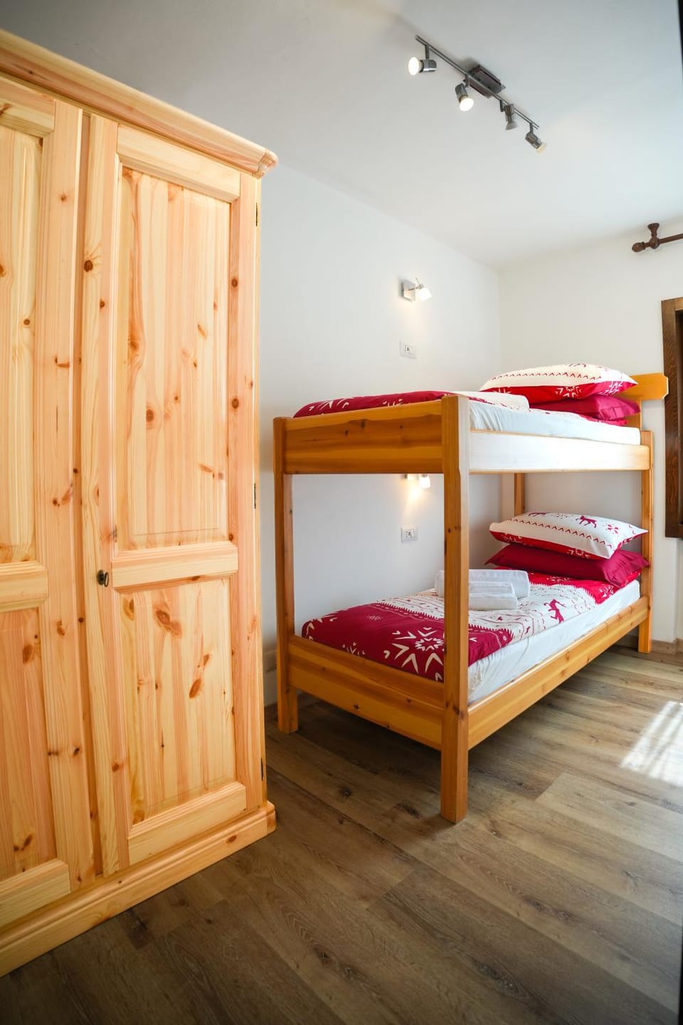 Bed, Photo of the whole room, Bedroom, bunk bed, wardrobe