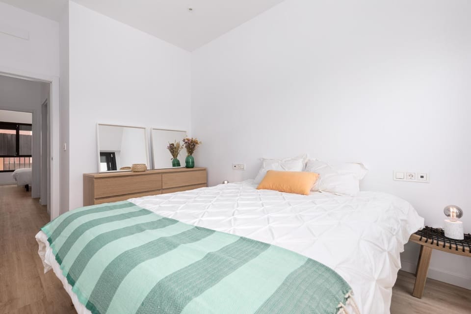 Bed, Bedroom