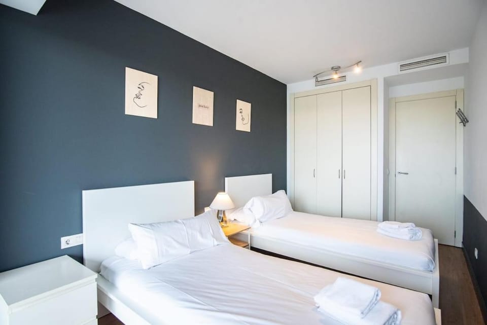 Seafront suite with terrace House in Barcelona