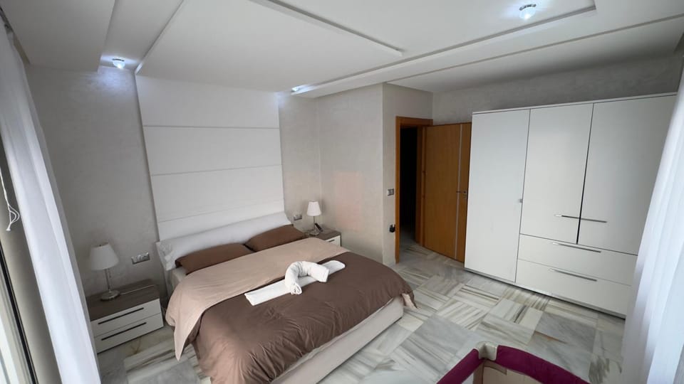 Bed, Photo of the whole room, Bedroom, towels, wardrobe