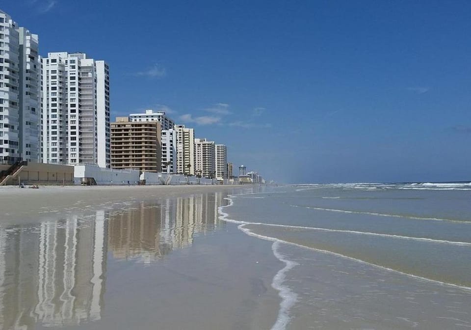 Cozy Studio Suite Near Beach w Kitchenette #11 Motel in Daytona Beach Shores