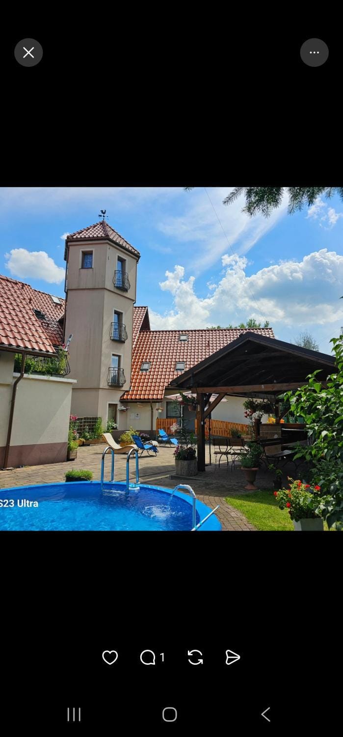 BBQ facilities, Balcony/Terrace, Swimming pool