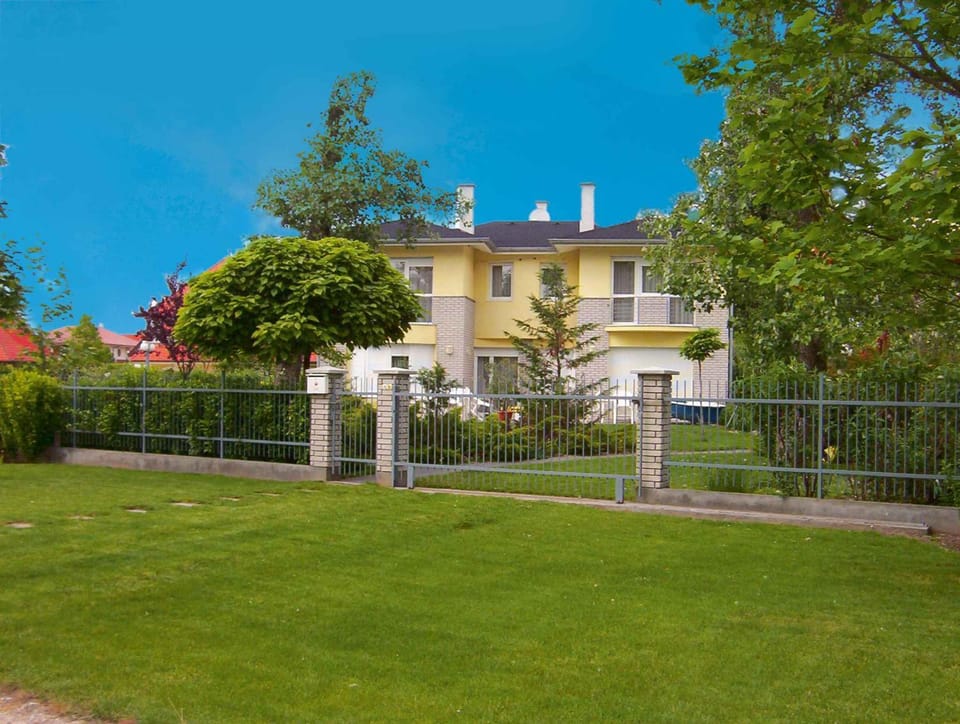 Property building, Summer