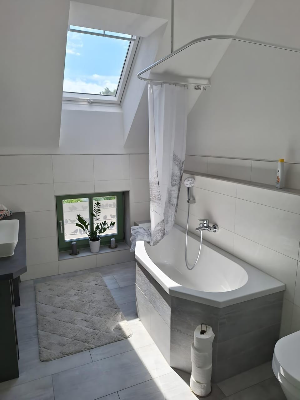 Property building, Bathroom, Living room