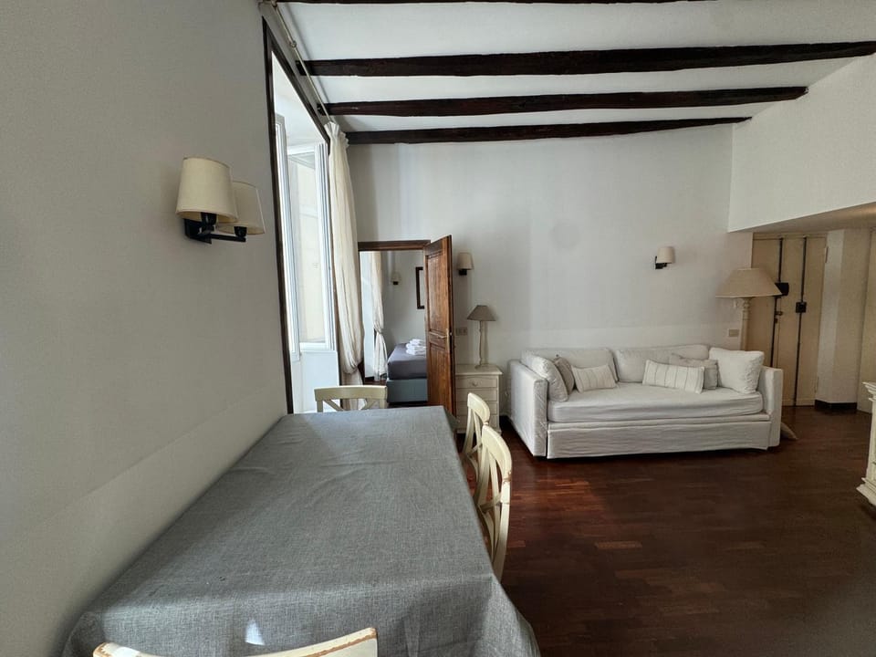 Suite Colonna in Balestrari Apartment in Rome