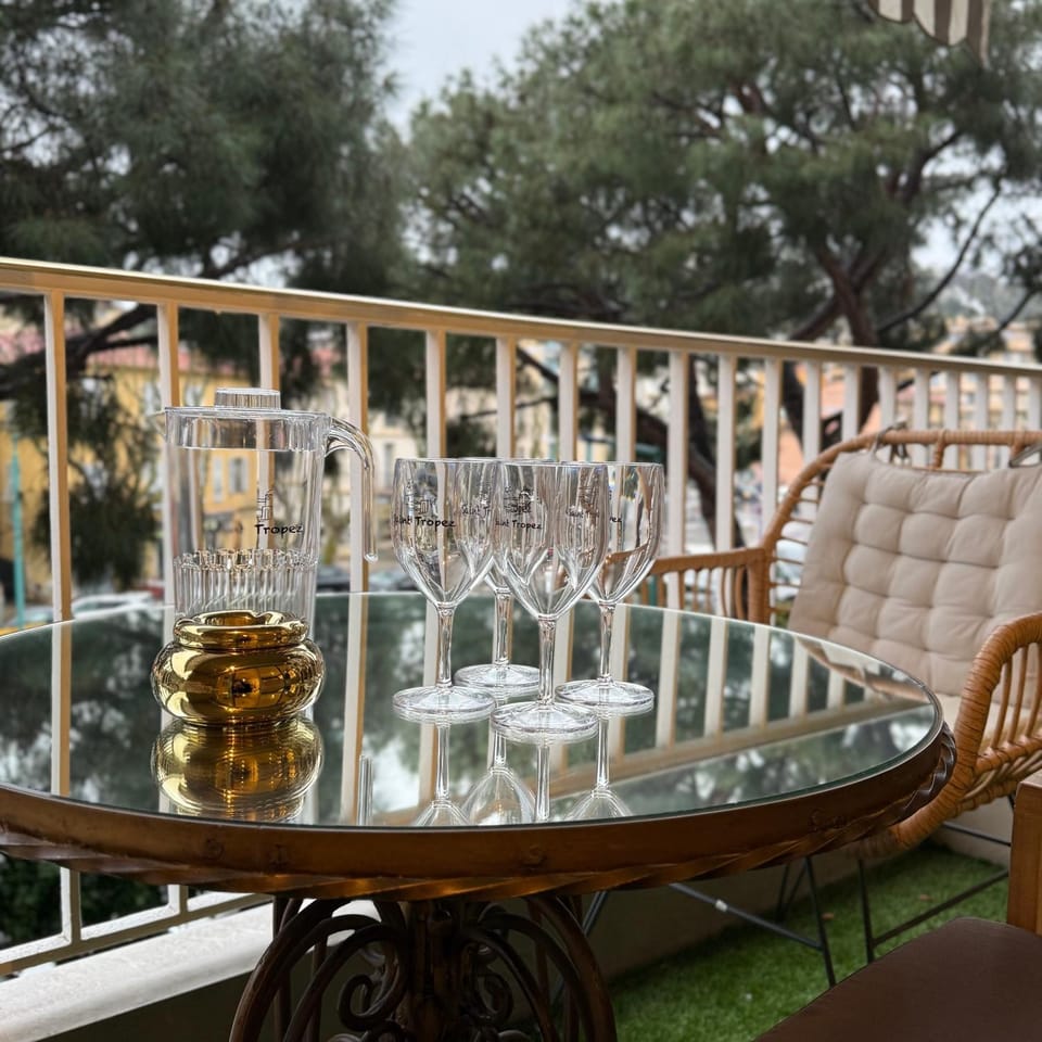 Property building, Patio, Living room