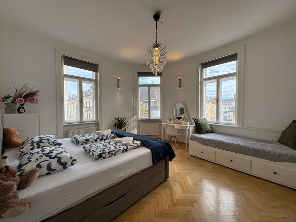 Bed, Bedroom