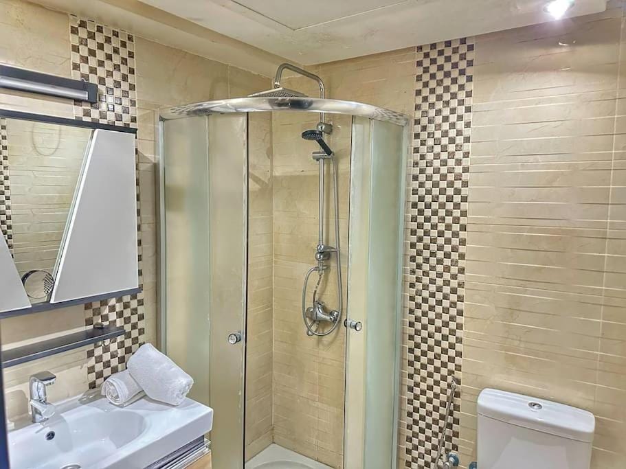 Stylish & Comfy Appartment Haven 5 Stars Location Plaza Views Apartment in Marrakesh