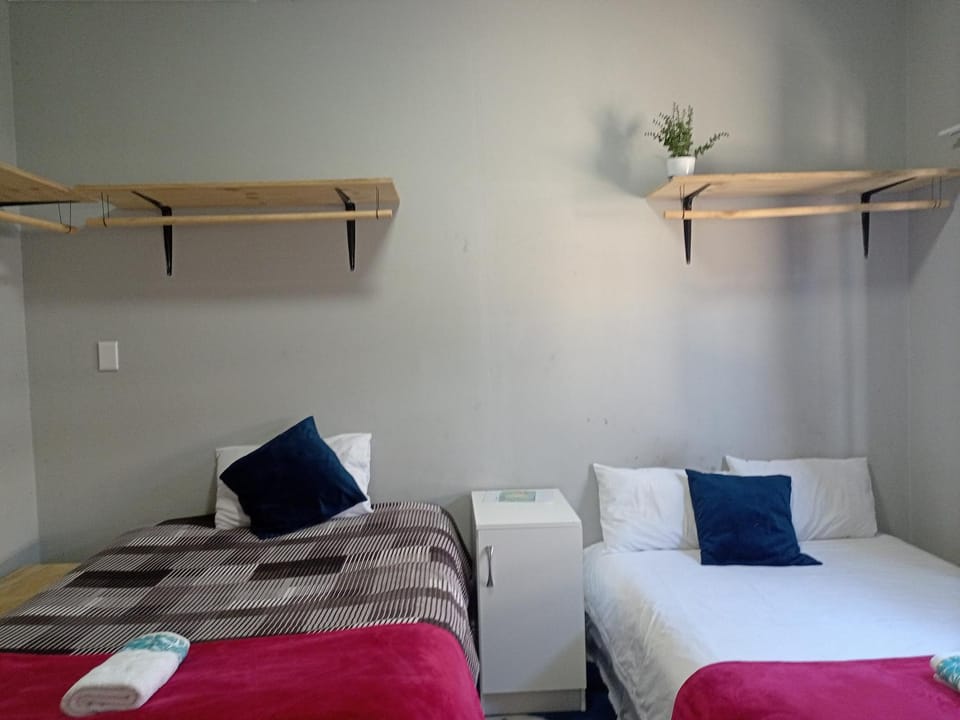 Exotica Central guest house Bed and Breakfast in Cape Town