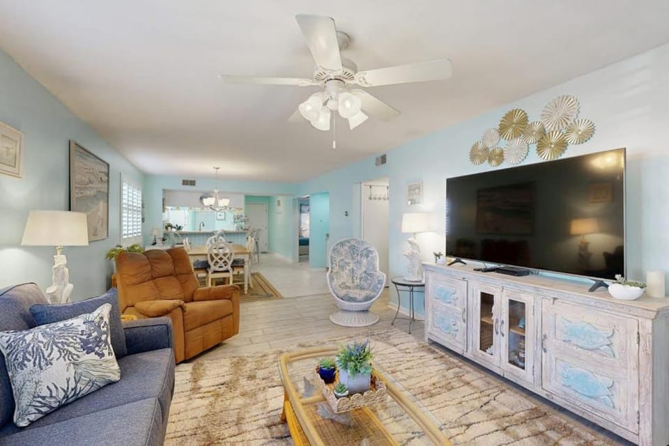 Summertree Village D-4 Apartment in South Carolina