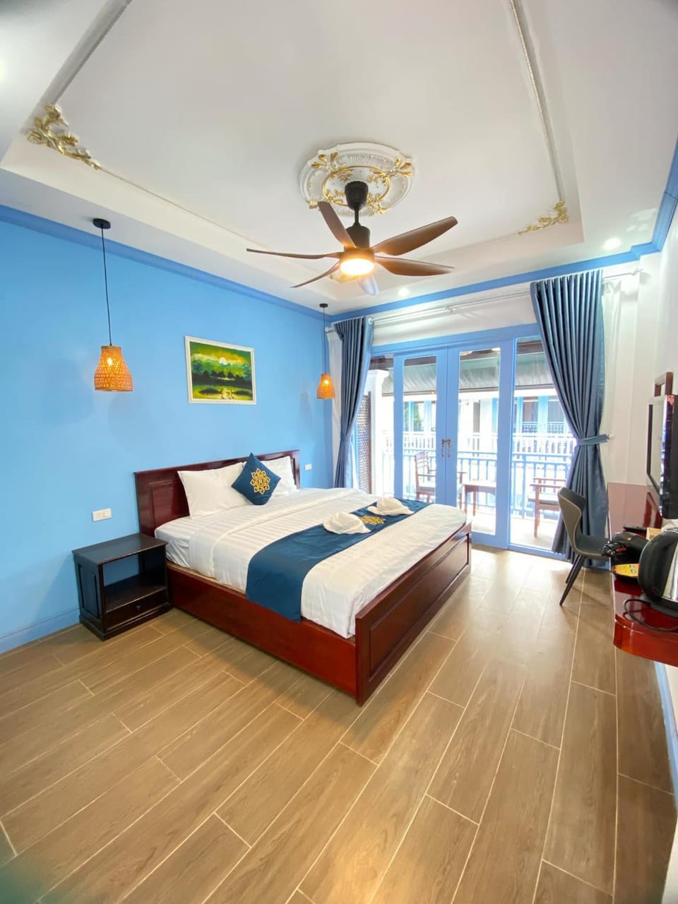 Bed, Bedroom