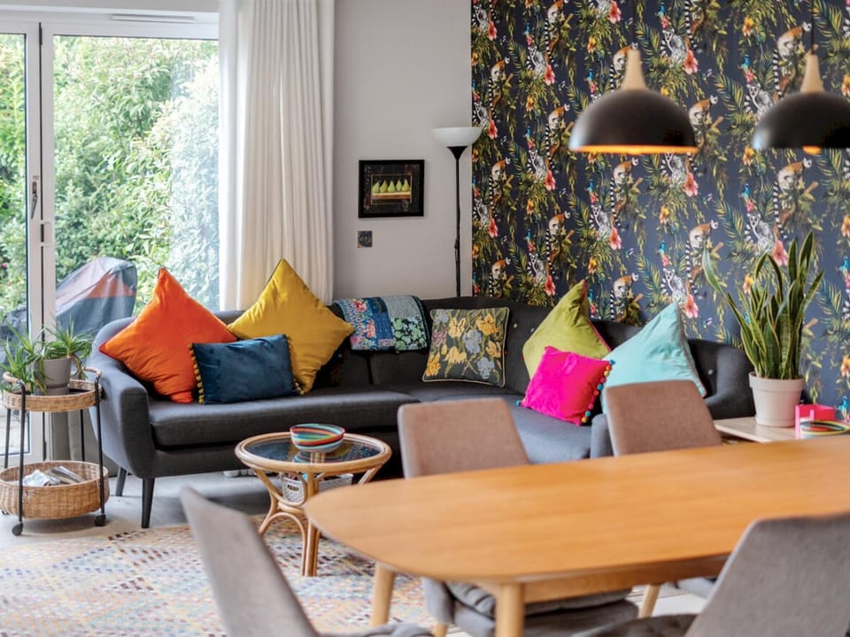 Living room, Other, Seating area, Garden view