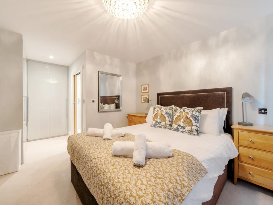 Bed, Photo of the whole room, Bedroom, towels, wardrobe