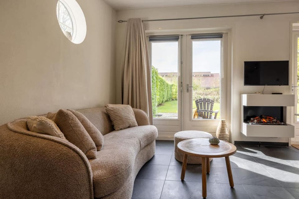 NEW Hello Zeeland - Cozy Country Cottage House in Zeeland, Netherlands