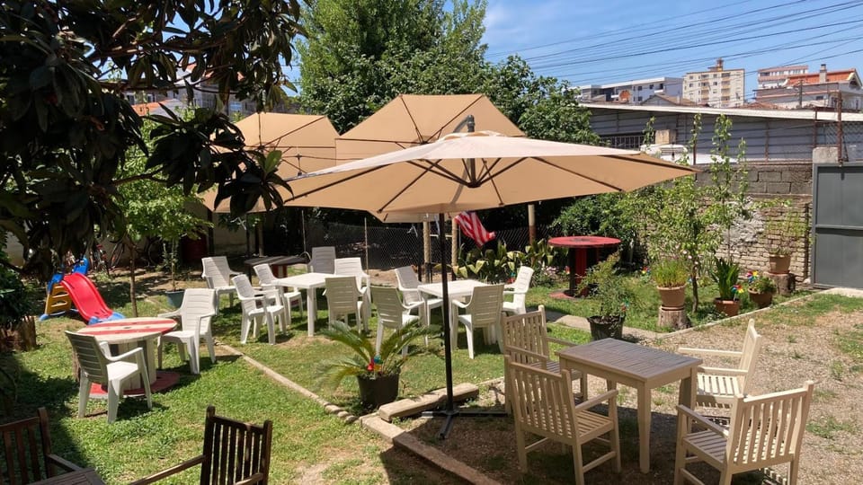 Property building, Spring, Billiard, Garden, Garden view, Continental breakfast, Continental breakfast, Inner courtyard view