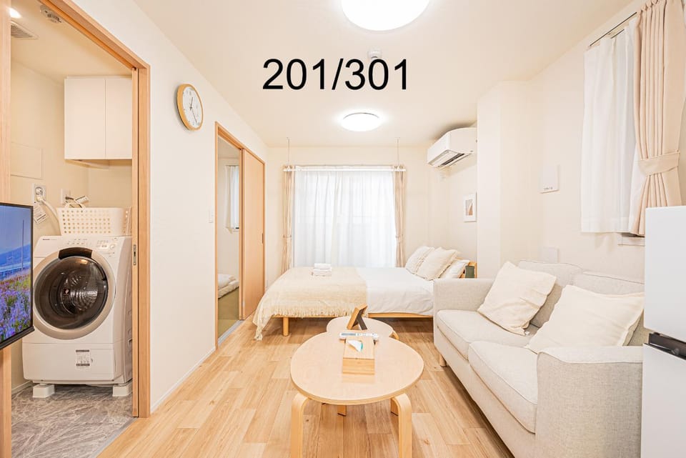 TV and multimedia, Living room, Seating area, washing machine, dryer, air conditioner
