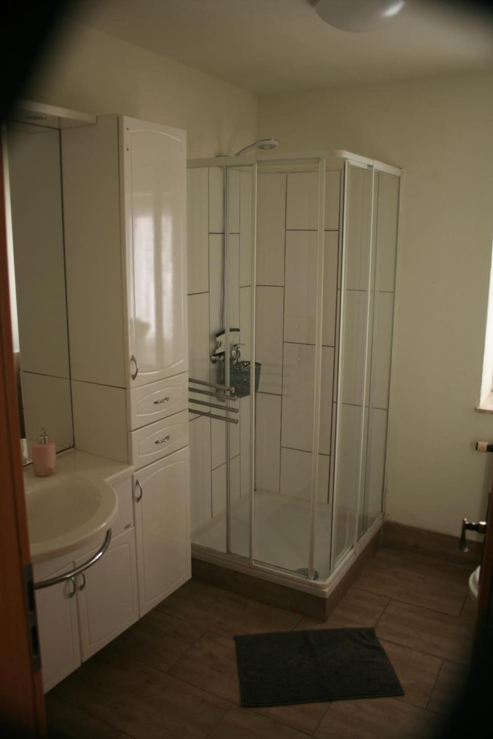 Bathroom, Living room