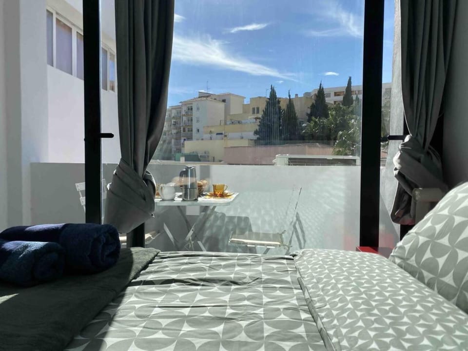 Centrico Loft Torremolinos Soleado Terraza WI-FI Apartment in Torremolinos