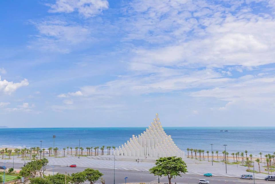 Property building, Beach, Sea view