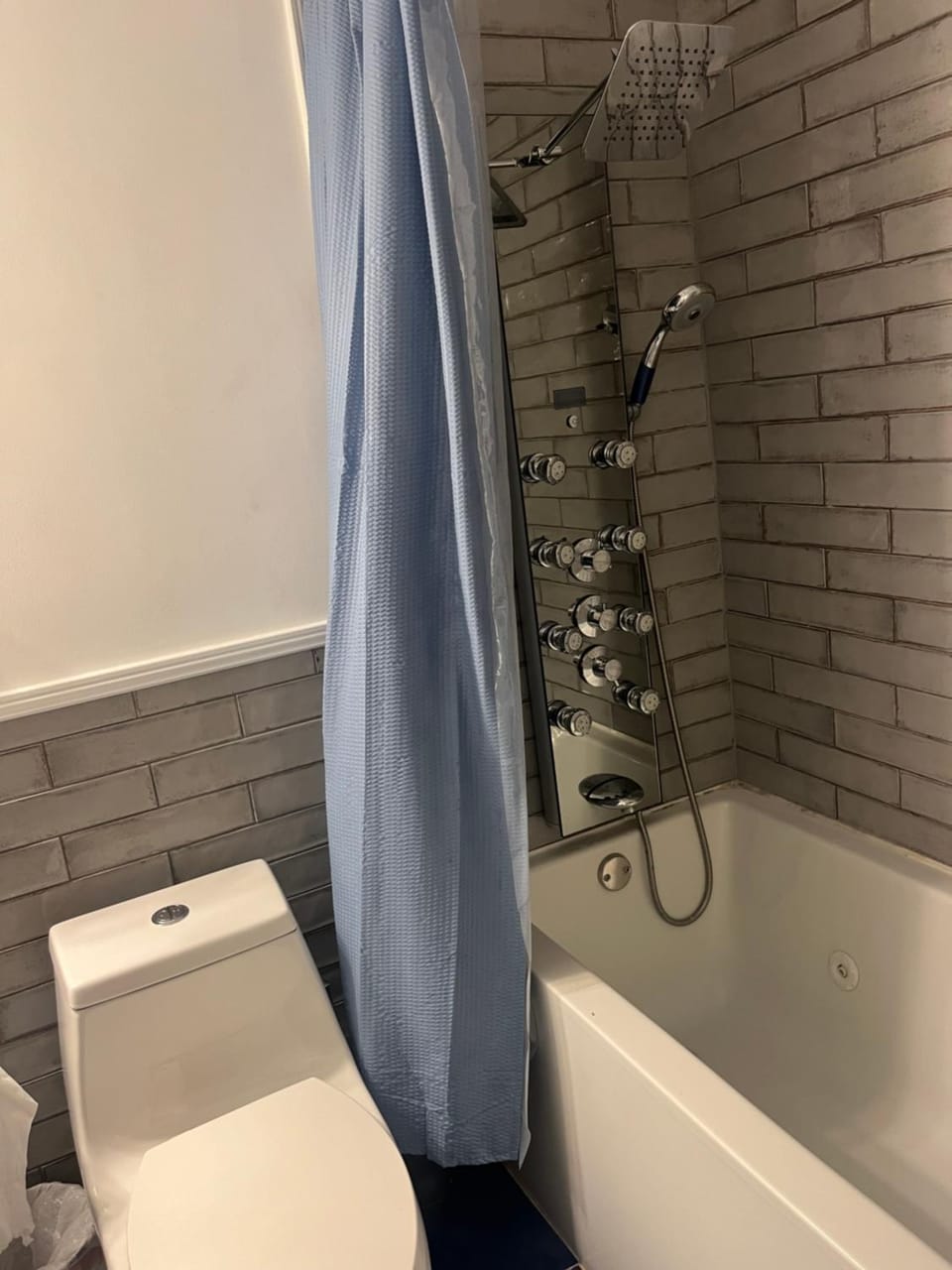 Spacious condo close to the Ocean - the Arbor Apartment in Myrtle Beach